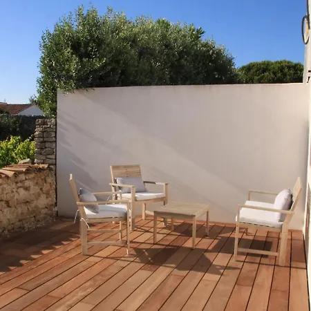 Neuve Avec Piscine, Marie De Re * Sainte-Marie-de-Ré